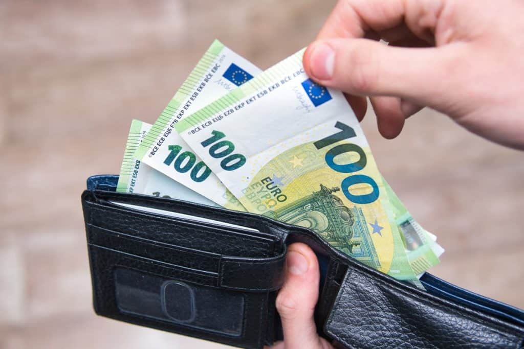 Praktični savjeti za uspješno upravljanje kućnim budžetom Praktični savjeti za uspješno upravljanje kućnim budžetom